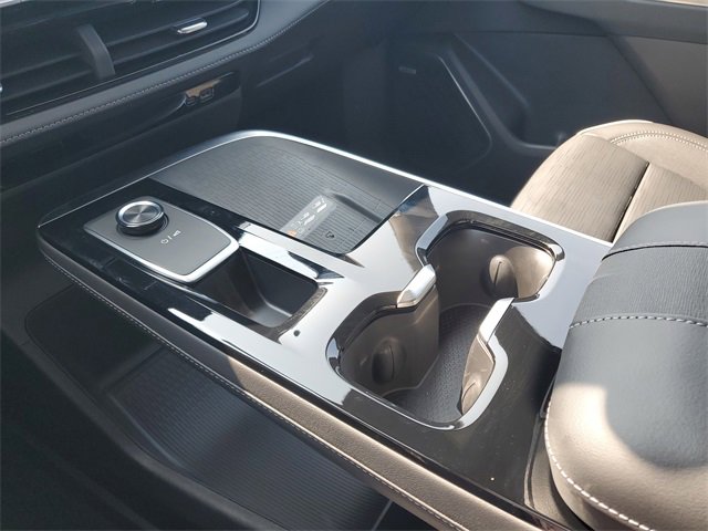 2025 Buick Enclave Sport Touring photo 19