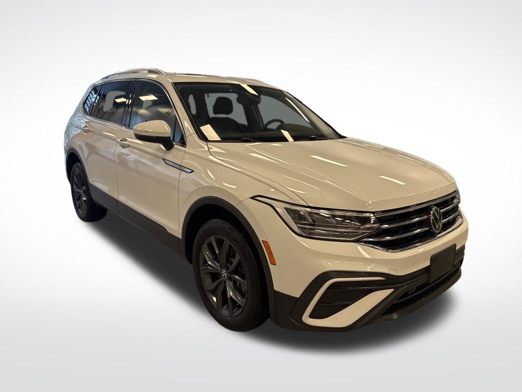 2022 Volkswagen Tiguan SE photo 2