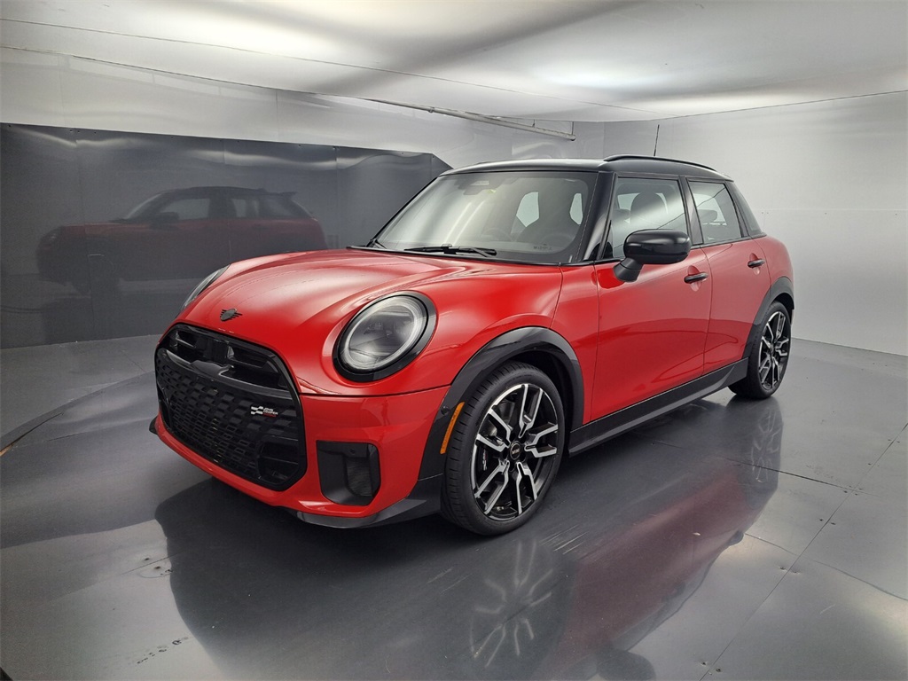 2026 Mini Cooper 4 Door Hardtop S Iconic photo 7