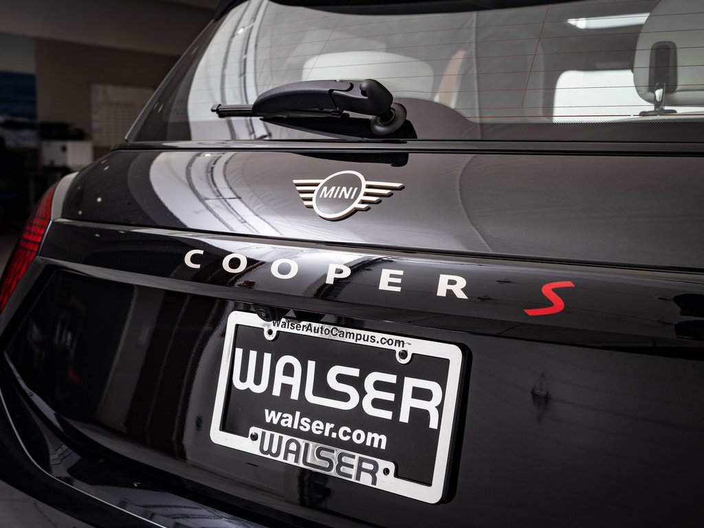 2025 Mini Cooper Hardtop S photo 9