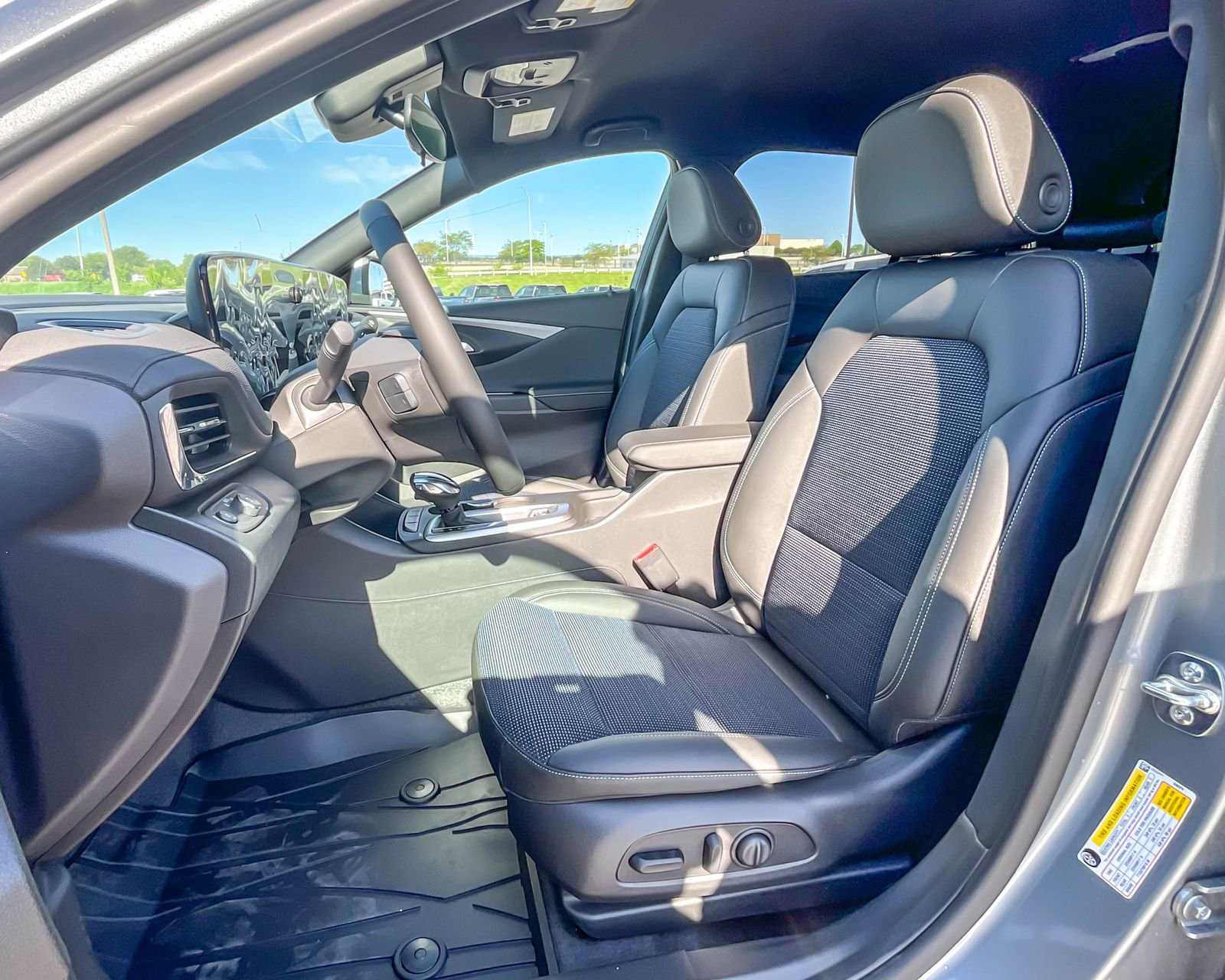 2025 Buick Envista Preferred photo 10