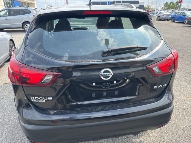 2019 Nissan Rogue Sport SV photo 2