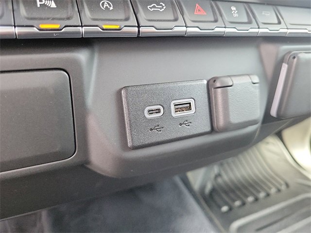 2026 Chevrolet Silverado 1500 photo 13
