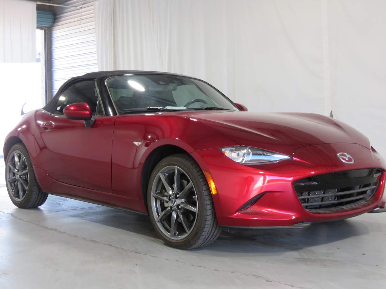 2019 Mazda MX-5 Miata Miata Grand Touring photo 3