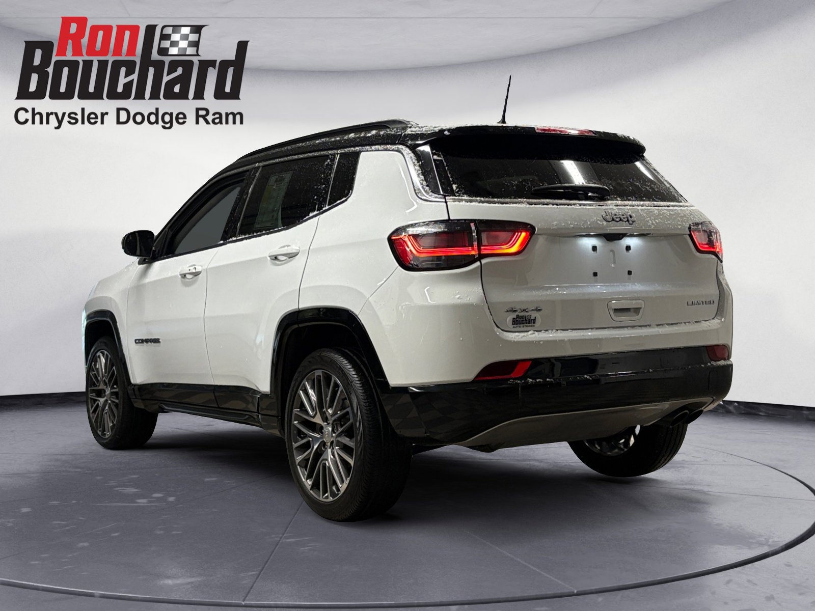 2022 Jeep Compass Limited photo 3