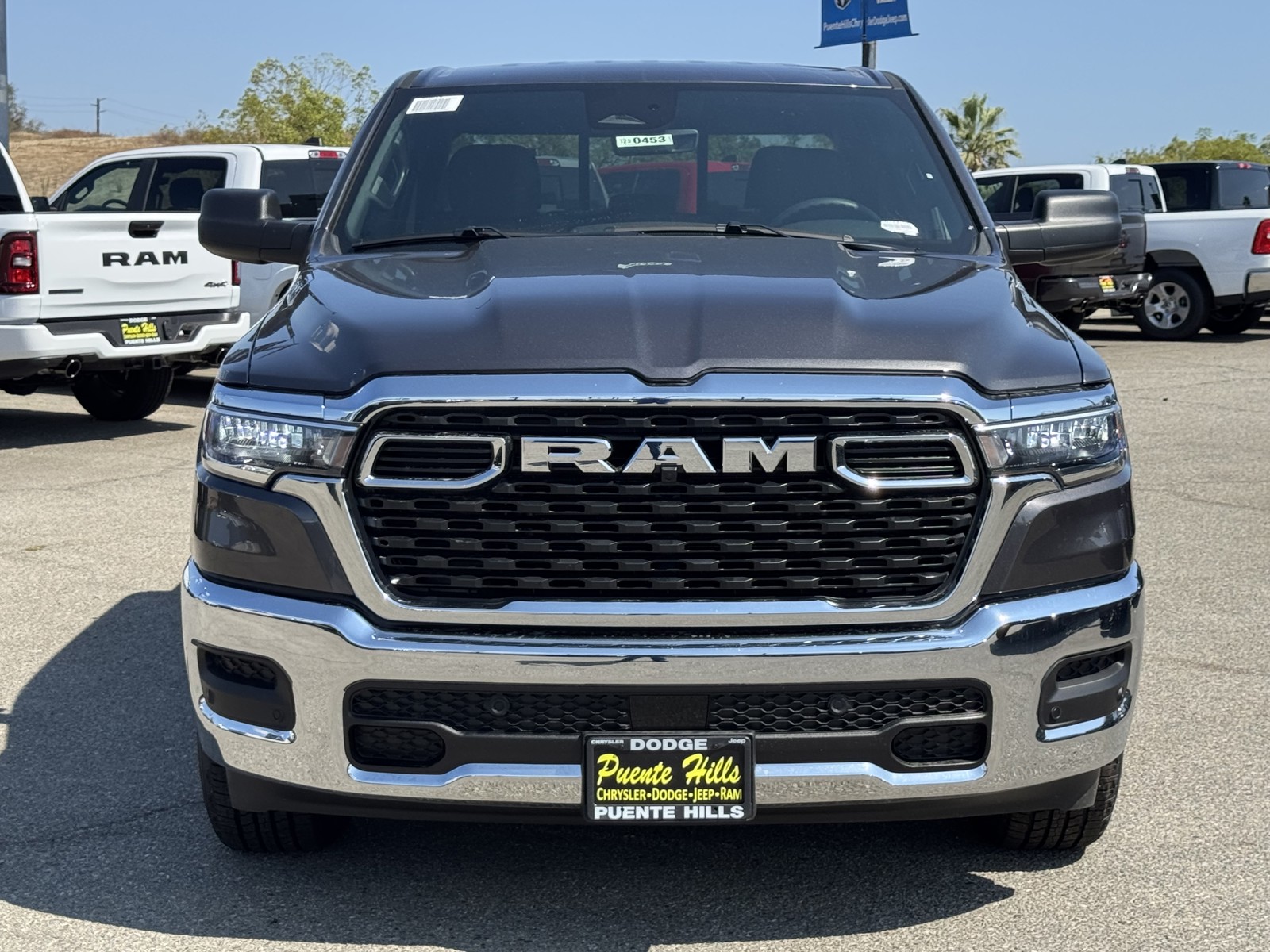 2025 Ram 1500 Tradesman photo 2