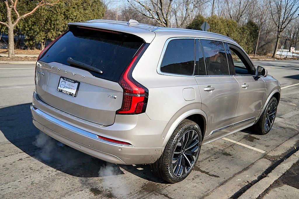2026 VOLVO XC90 - Image 8