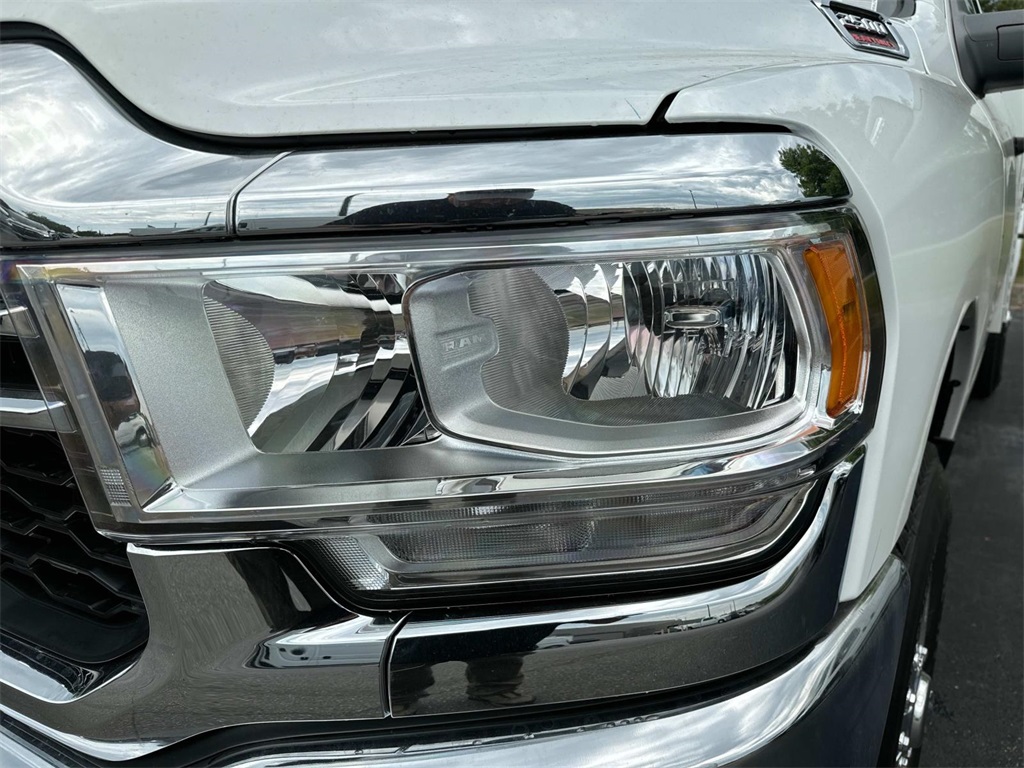 2024 Ram 2500 Tradesman photo 9
