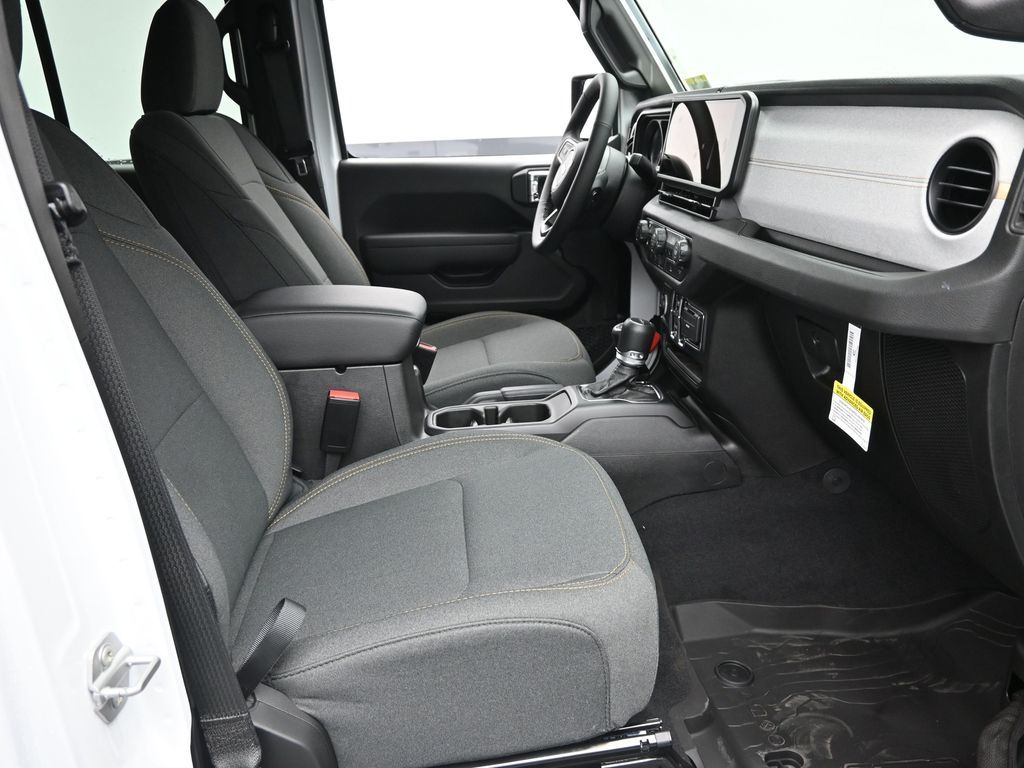 2025 Jeep Gladiator Sport S photo 5