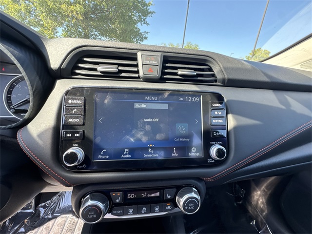 2025 Nissan Versa 1.6 SR photo 16