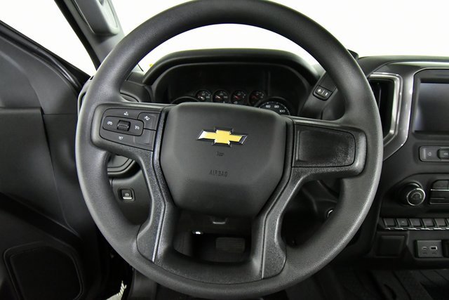 2026 Chevrolet Silverado 1500 Custom photo 2
