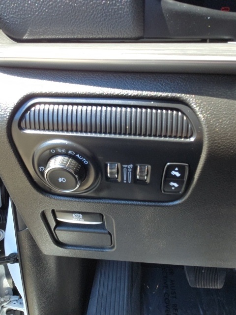 2023 Jeep Wagoneer L Series II photo 20