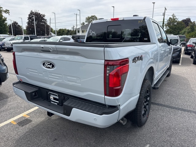 2025 Ford F-150 XLT photo 3