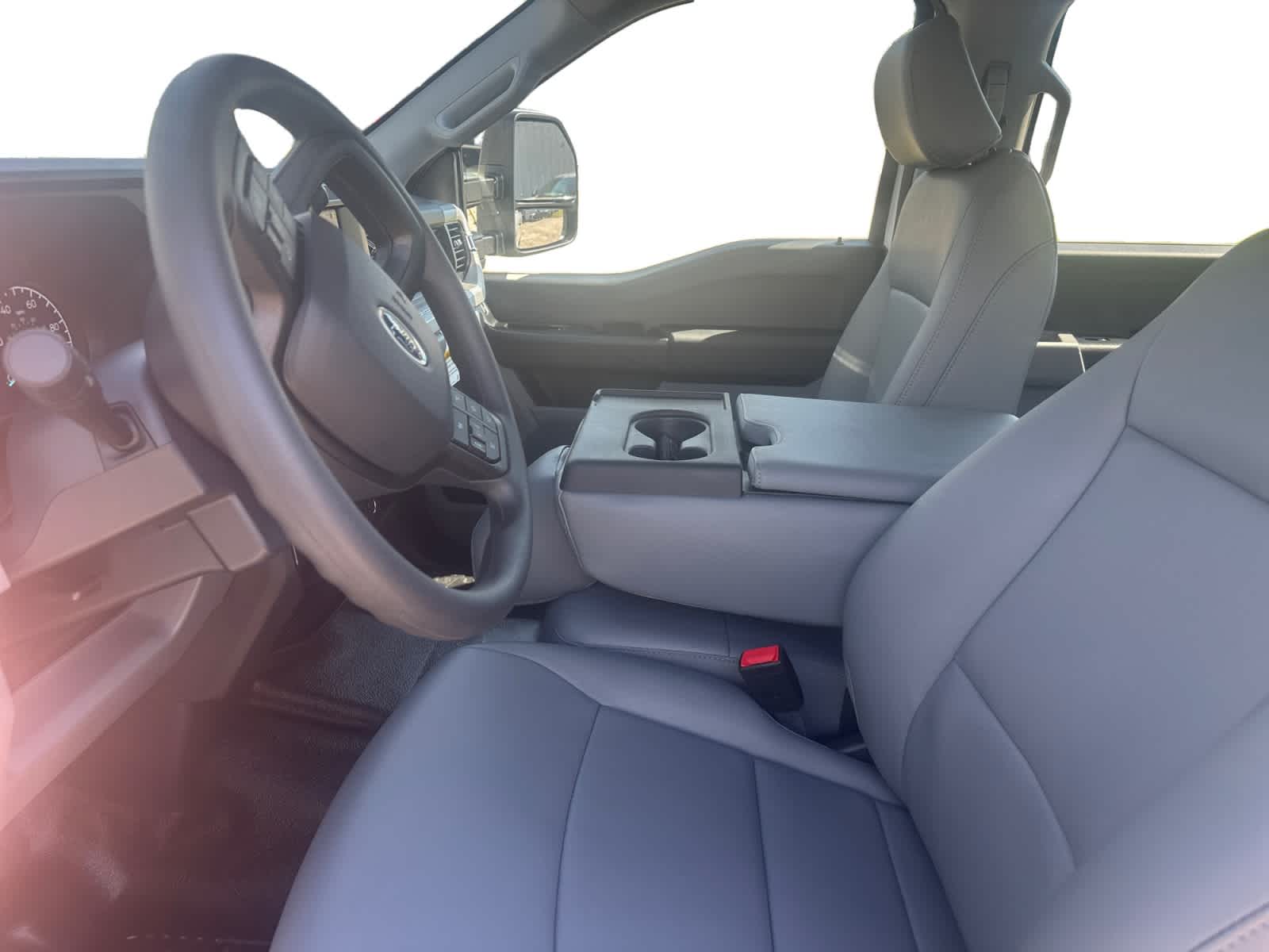 2026 Ford F-250 XL photo 9