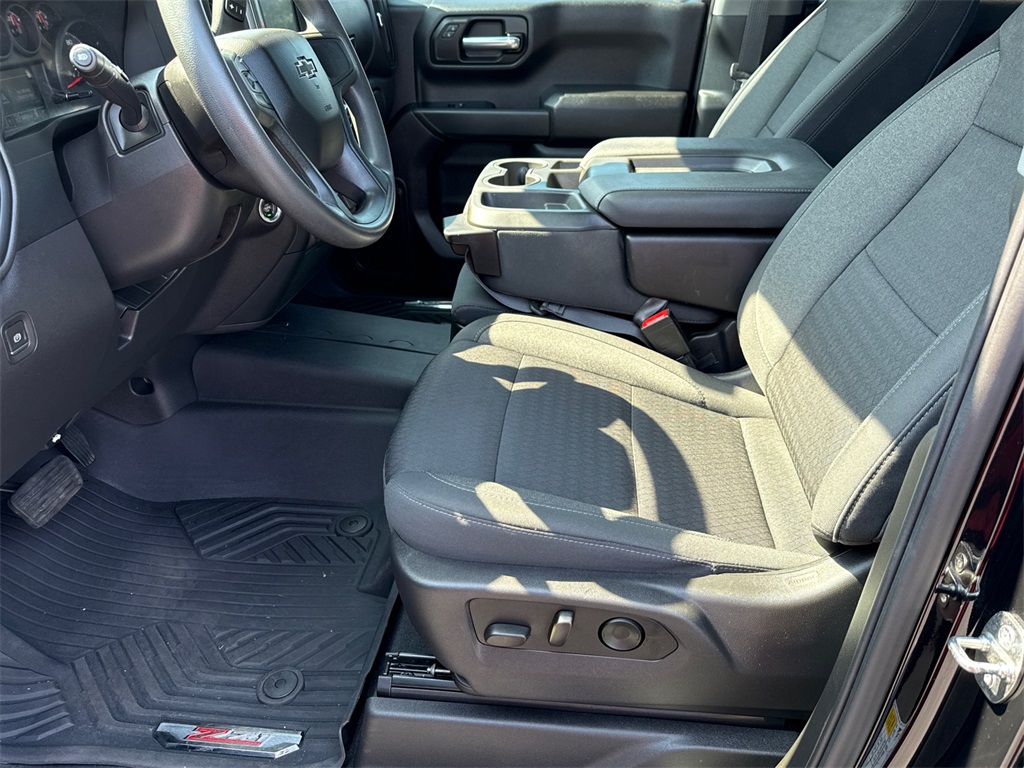 2023 Chevrolet Silverado 1500 Custom Trail Boss photo 8