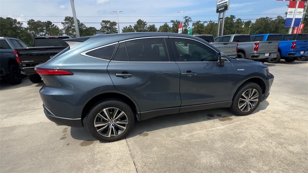 2021 Toyota Venza LE photo 9