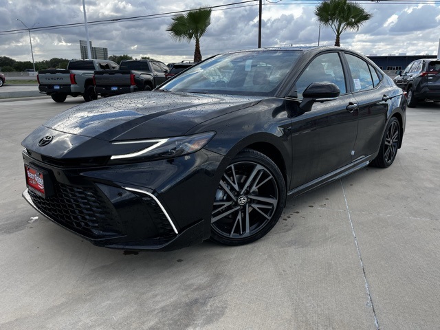 2025 Toyota Camry XSE photo 3