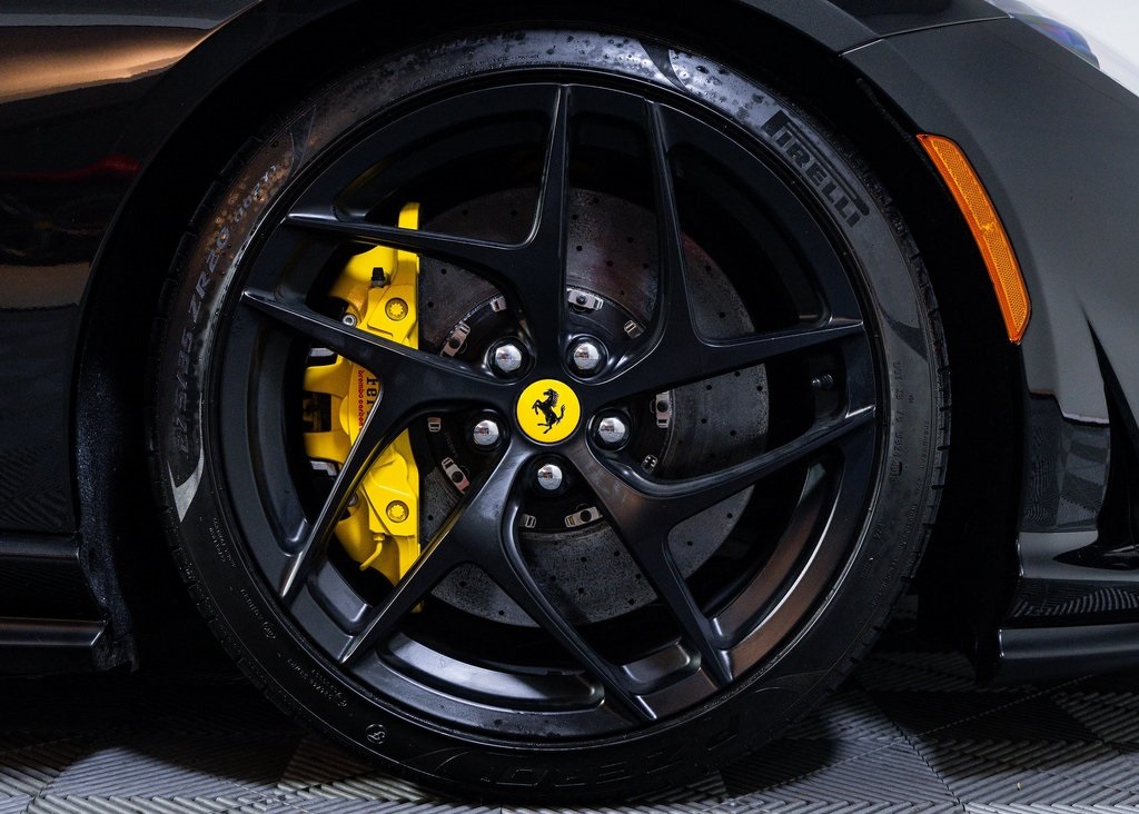 2020 Ferrari 812 Superfast Base photo 8
