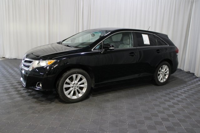 2013 Toyota Venza LE photo 3