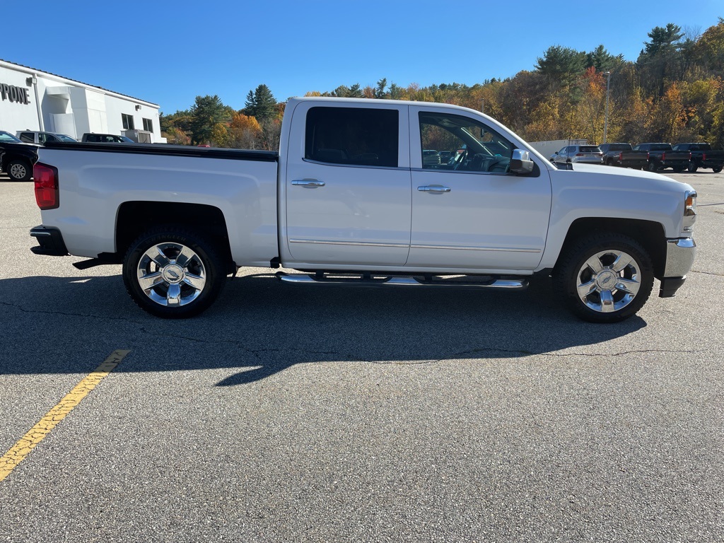 2018 Chevrolet Silverado 1500 LTZ photo 2
