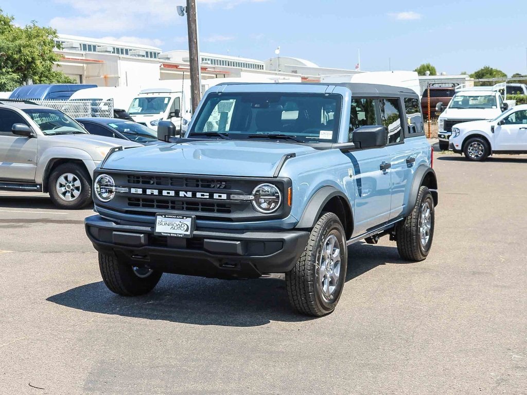 2025 Ford Bronco Big Bend photo 3