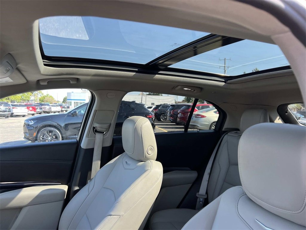 2023 Cadillac XT4 Luxury photo 15