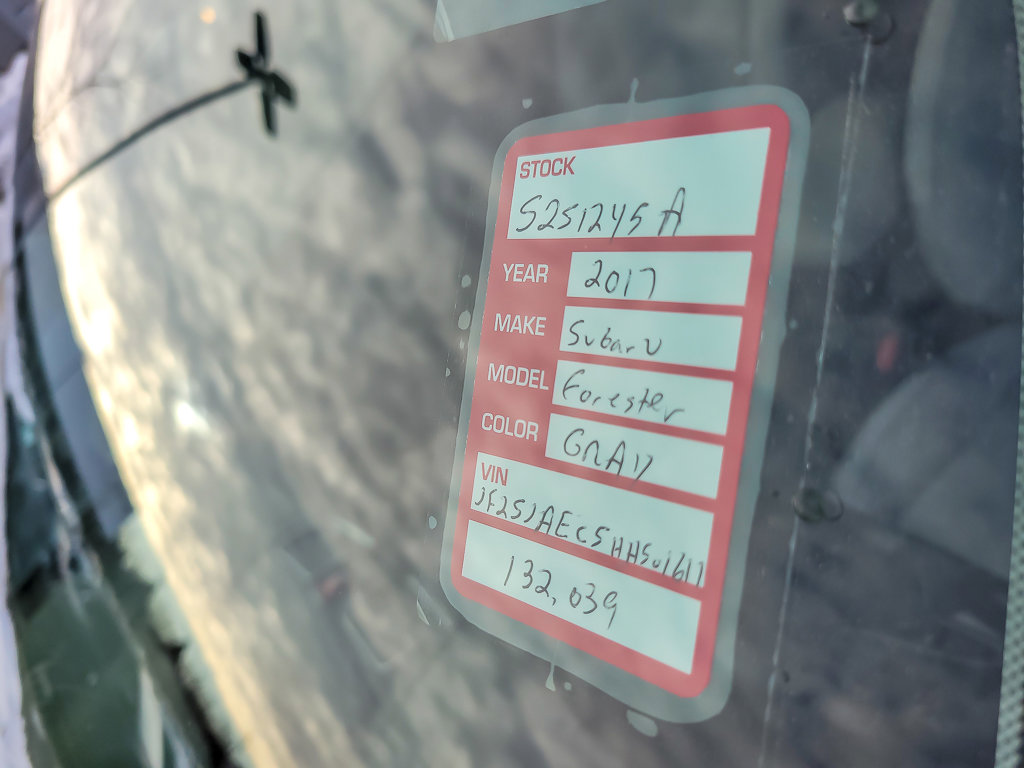 2017 SUBARU FORESTER - Image 24