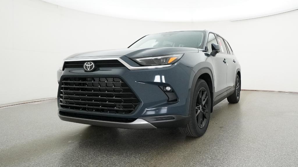 2026 Toyota Grand Highlander Hybrid Limited AWD photo 4