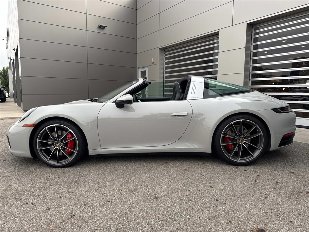 2021 Porsche 911 Targa 4S photo 4
