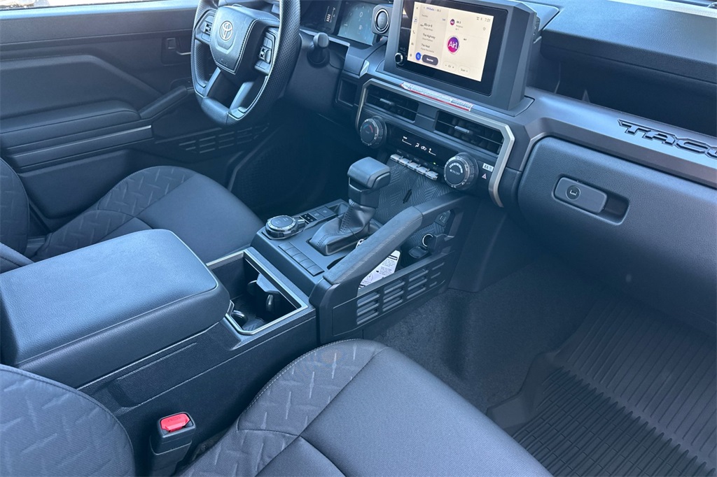 2025 Toyota Tacoma SR5 4x4 Double Cab photo 15