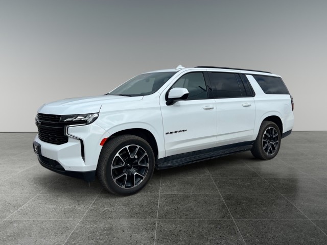 2023 Chevrolet Suburban RST's photo