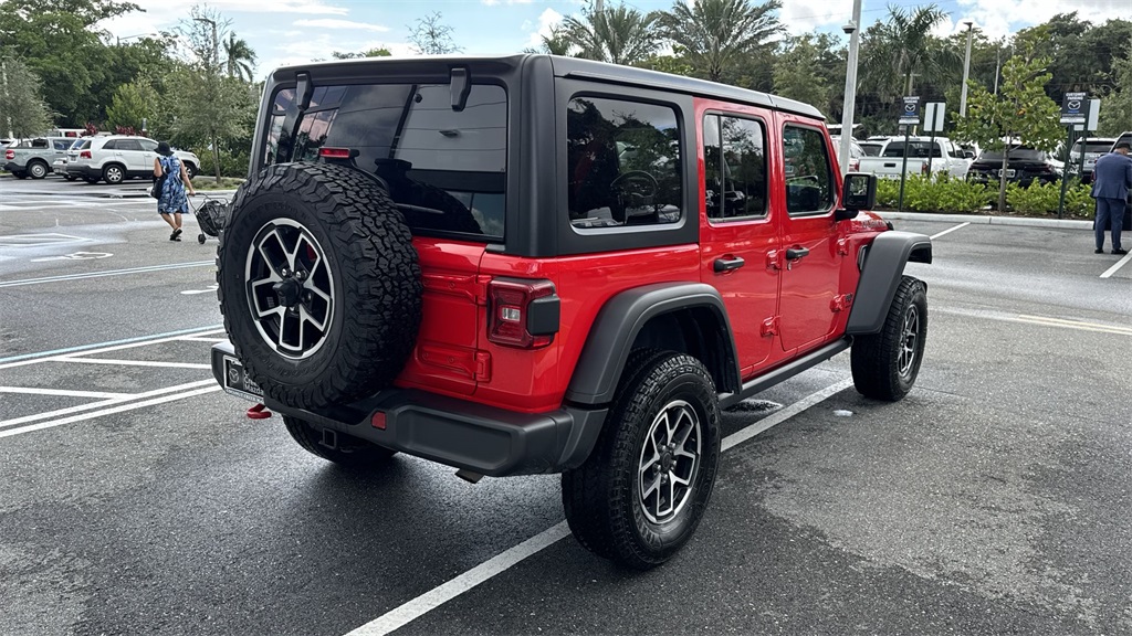 2024 Jeep Wrangler Rubicon photo 2