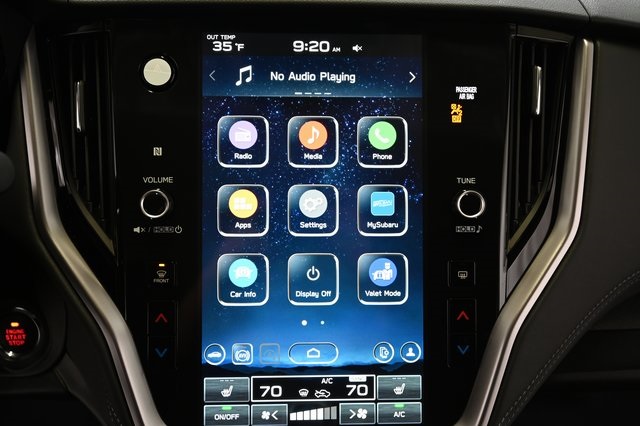 2025 Subaru Outback Premium photo 3