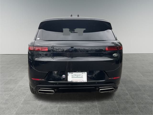 2023 Land Rover Range Rover Sport SE photo 4