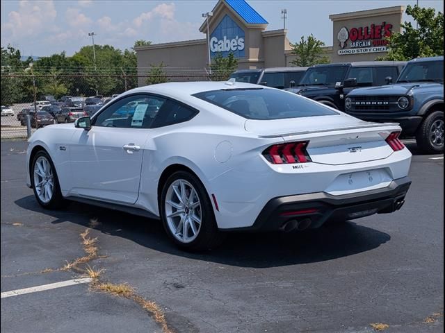 2025 Ford Mustang GT Premium photo 4