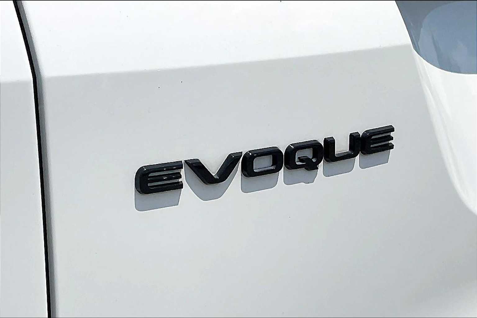 2024 Land Rover Range Rover Evoque S photo 6