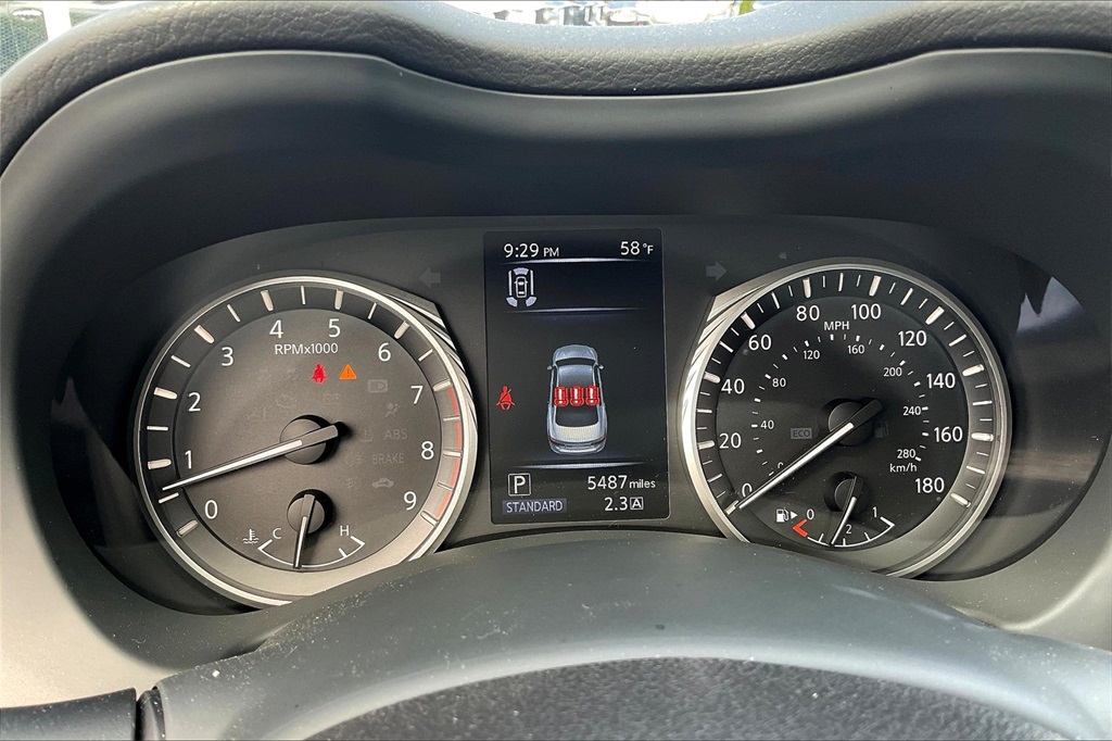 2024 Infiniti Q50 LUXE photo 14