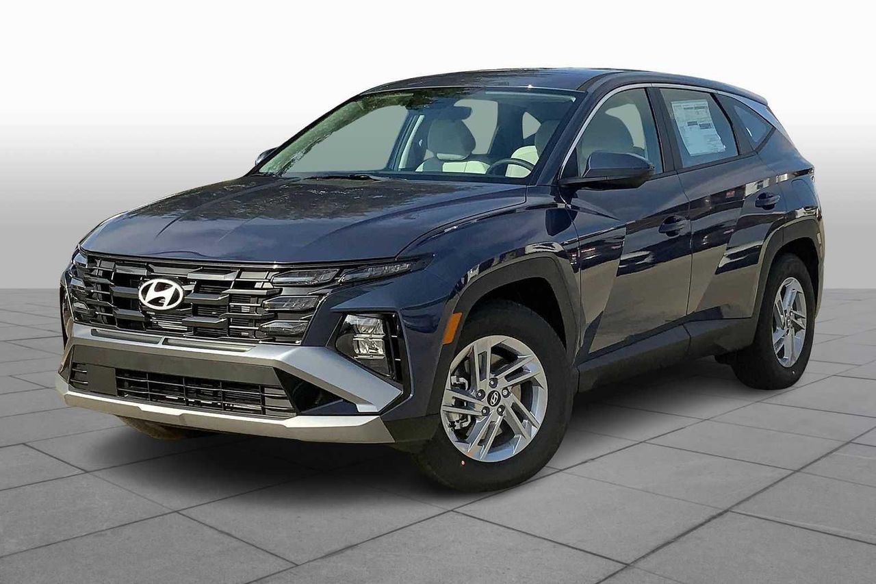 2026 Hyundai Tucson SE's photo