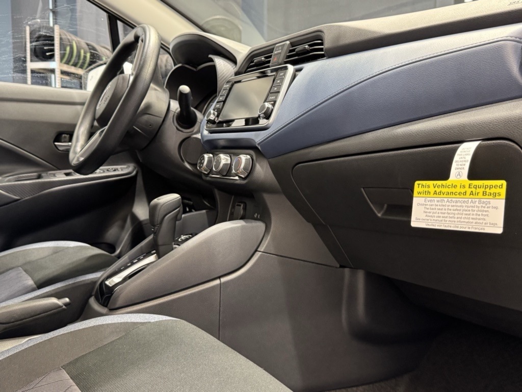 2025 Nissan Versa SV photo 22