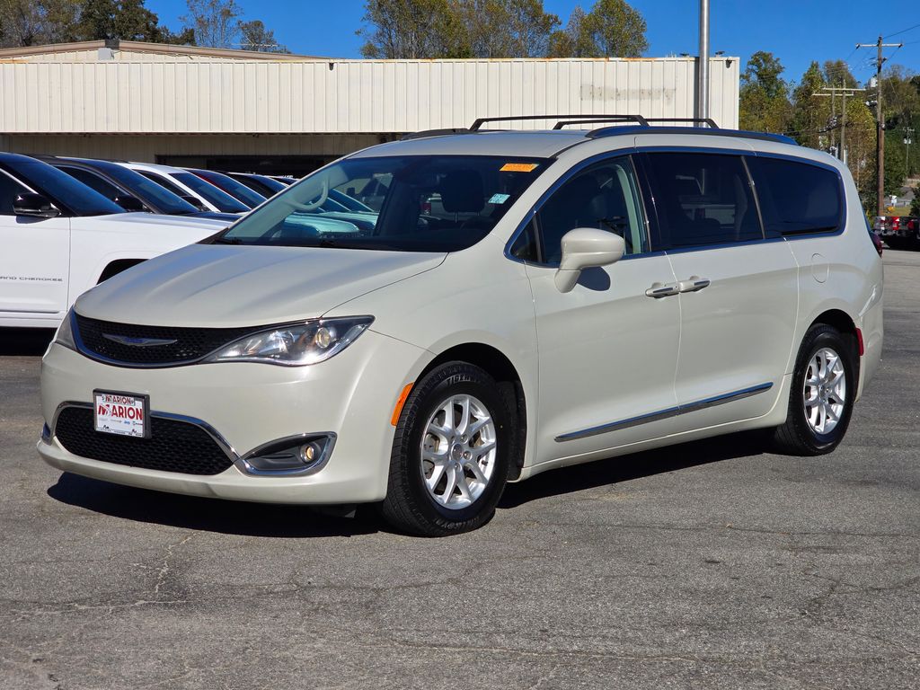 Used 2020 Chrysler Pacifica Touring L with VIN 2C4RC1BG1LR205092 for sale in Marion, NC
