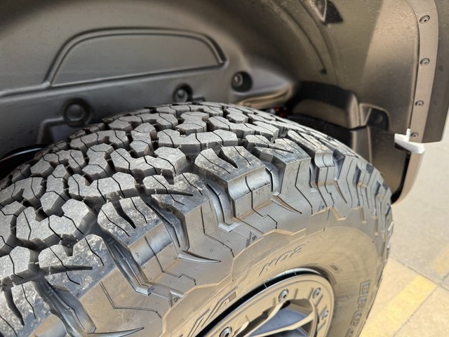 2025 Jeep Wrangler Willys photo 9