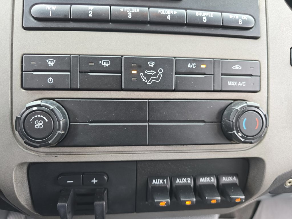 2016 Ford F-250 photo 20