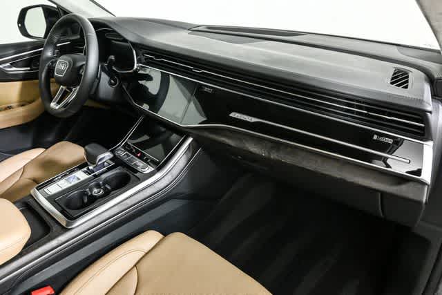2019 Audi Q8 line Prestige photo 21