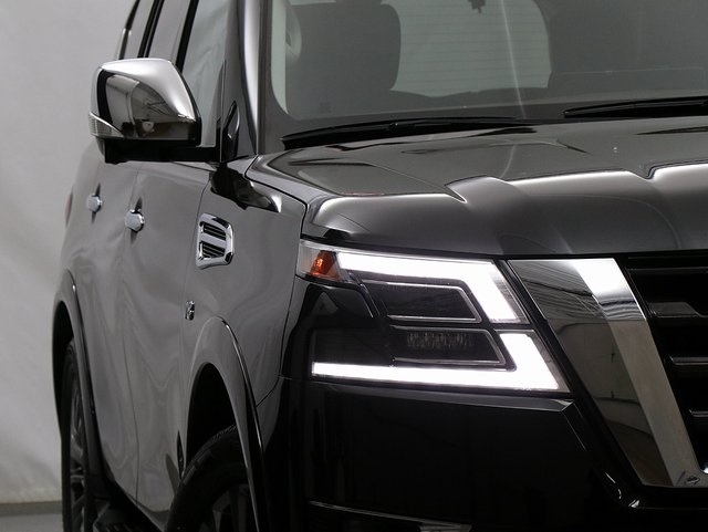 2021 Nissan Armada Platinum photo 3