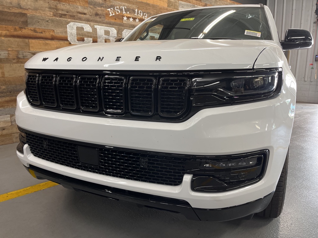 2025 Jeep Wagoneer L Carbide photo 10