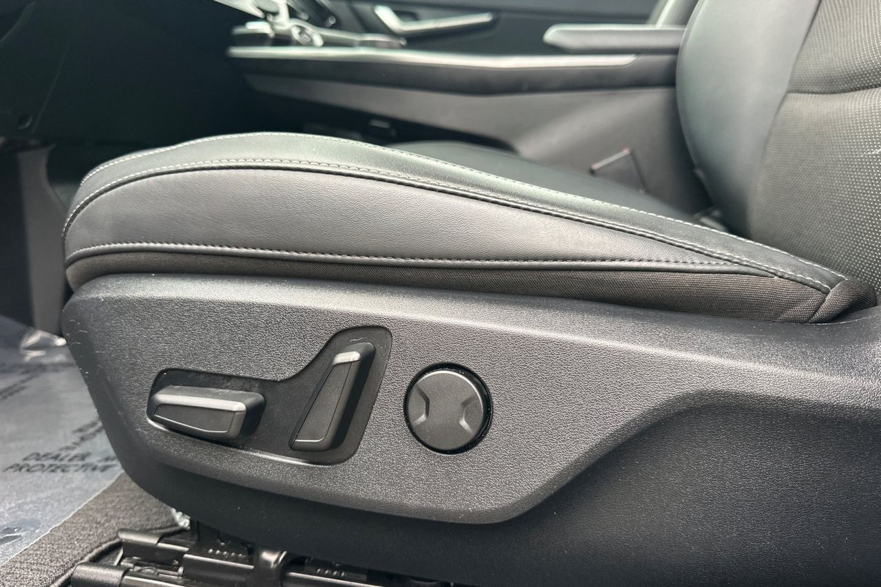 2022 Kia EV6 Light photo 16