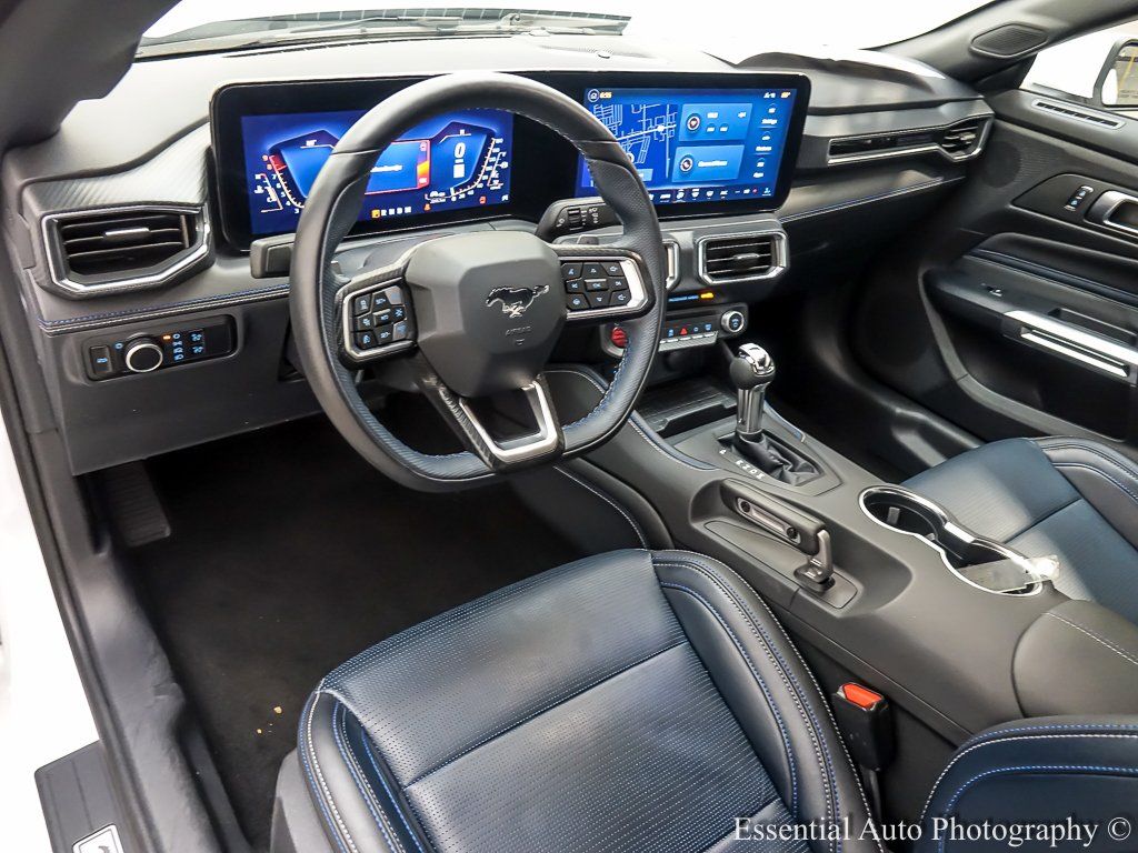 2024 FORD MUSTANG - Image 10