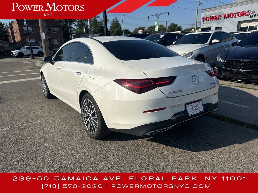 2024 Mercedes Benz CLA 4MATIC 250 photo 3