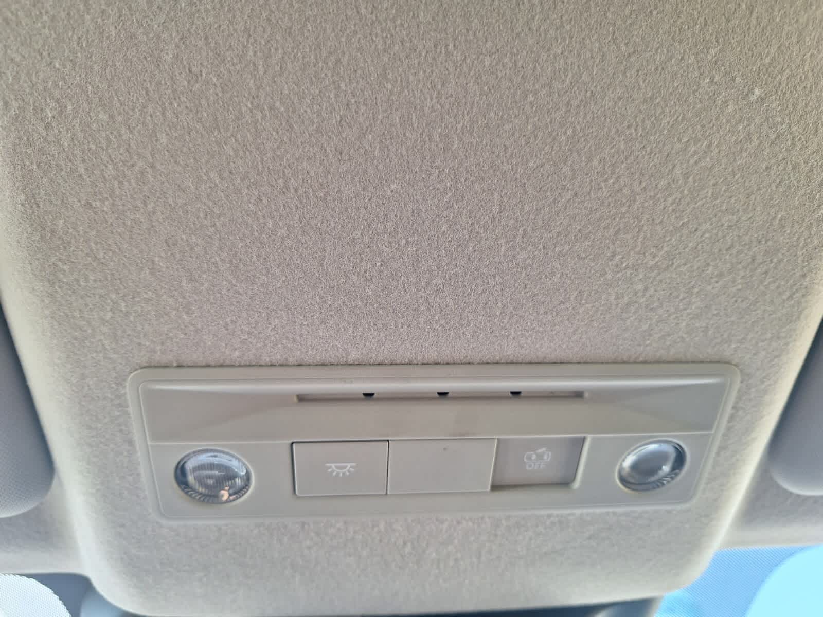2026 Nissan Kicks SV photo 17
