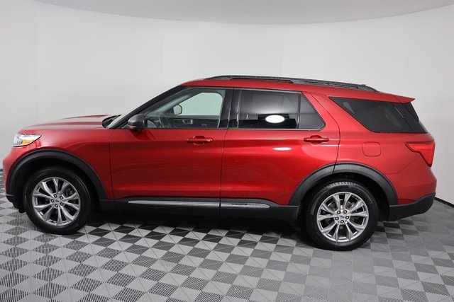 2023 Ford Explorer XLT photo 4